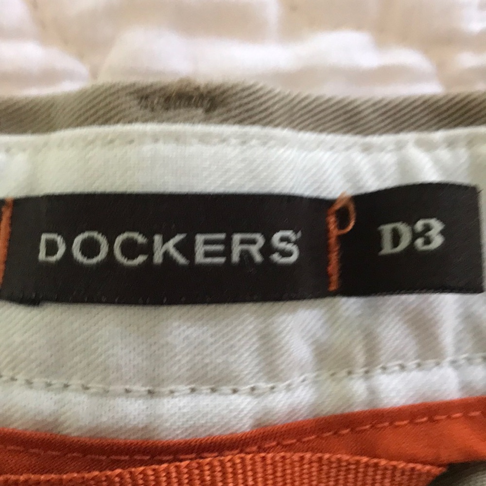 Mens Dockers.Worn Once.Sz:42x32 - Picture 6 of 7